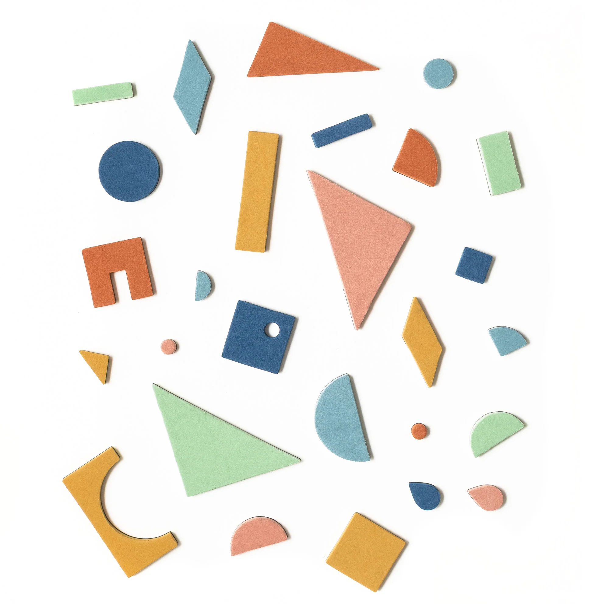 198pc Magnetic Shapes in Rainbow Dream - Image 3